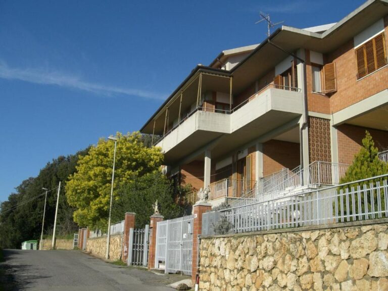 CASA ALLE COSTE camere in affitto