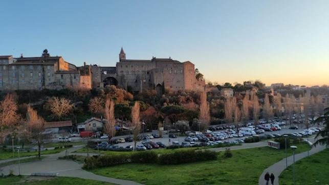 CASA FAUL con parcheggio vicino Alloggio turistico