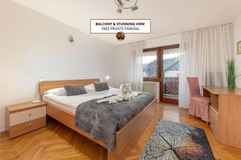 Apt Regina with balcony and parking