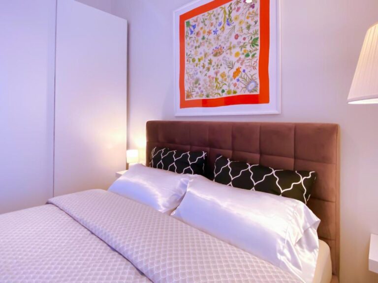 BellaVita Seaside Home