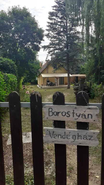 Borostyán Vendégház