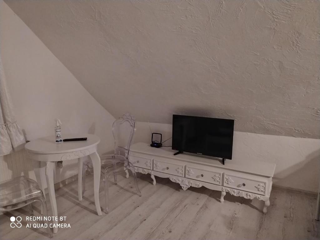 White Apartment
