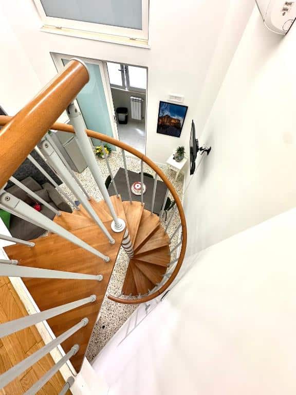 Napoli Binario 1 Tribunali