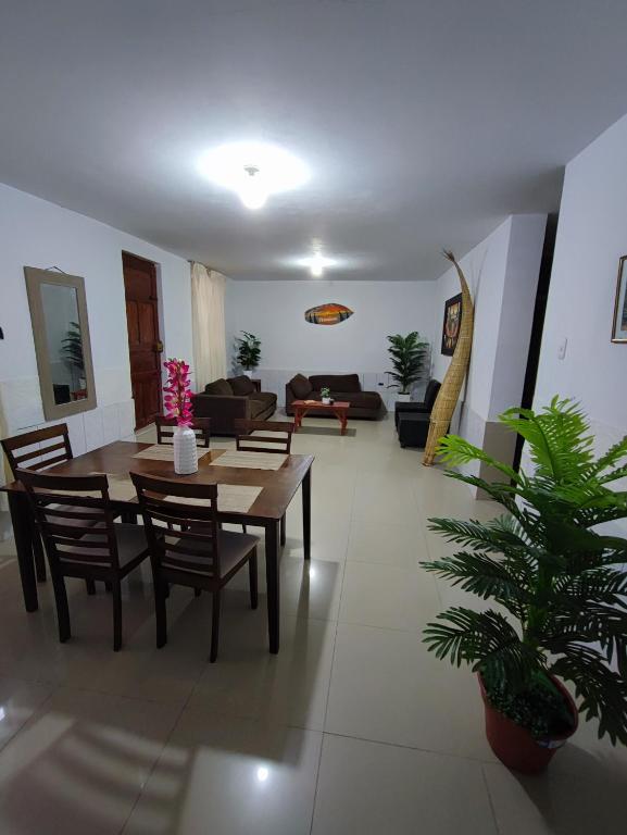 GoodWaves Surf Hostel